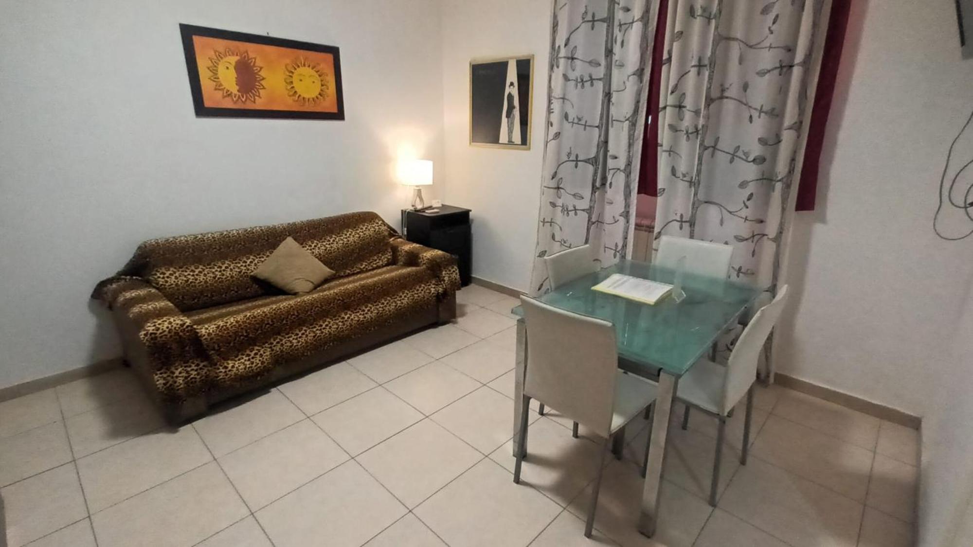 Olimpo Apartments St John In Lateran Rome Bagian luar foto