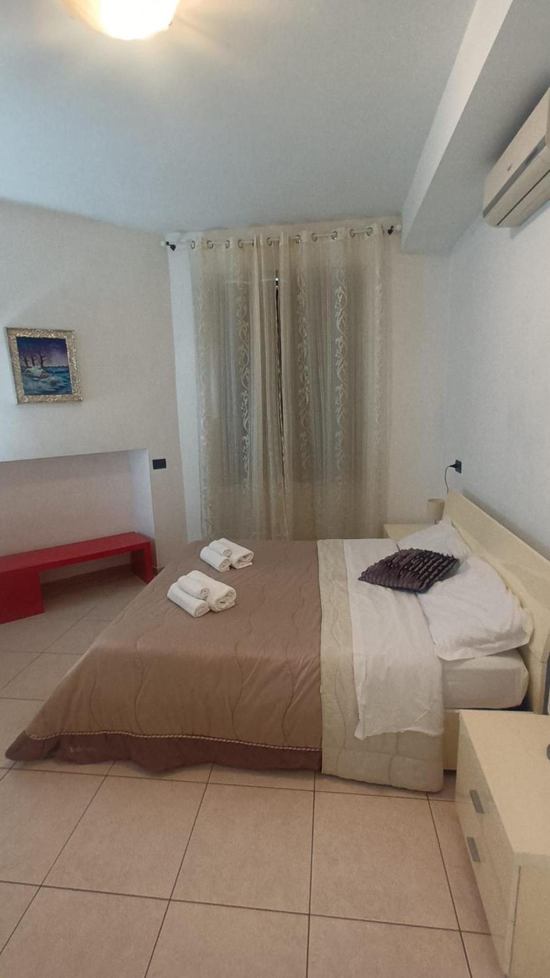 Olimpo Apartments St John In Lateran Rome Bagian luar foto