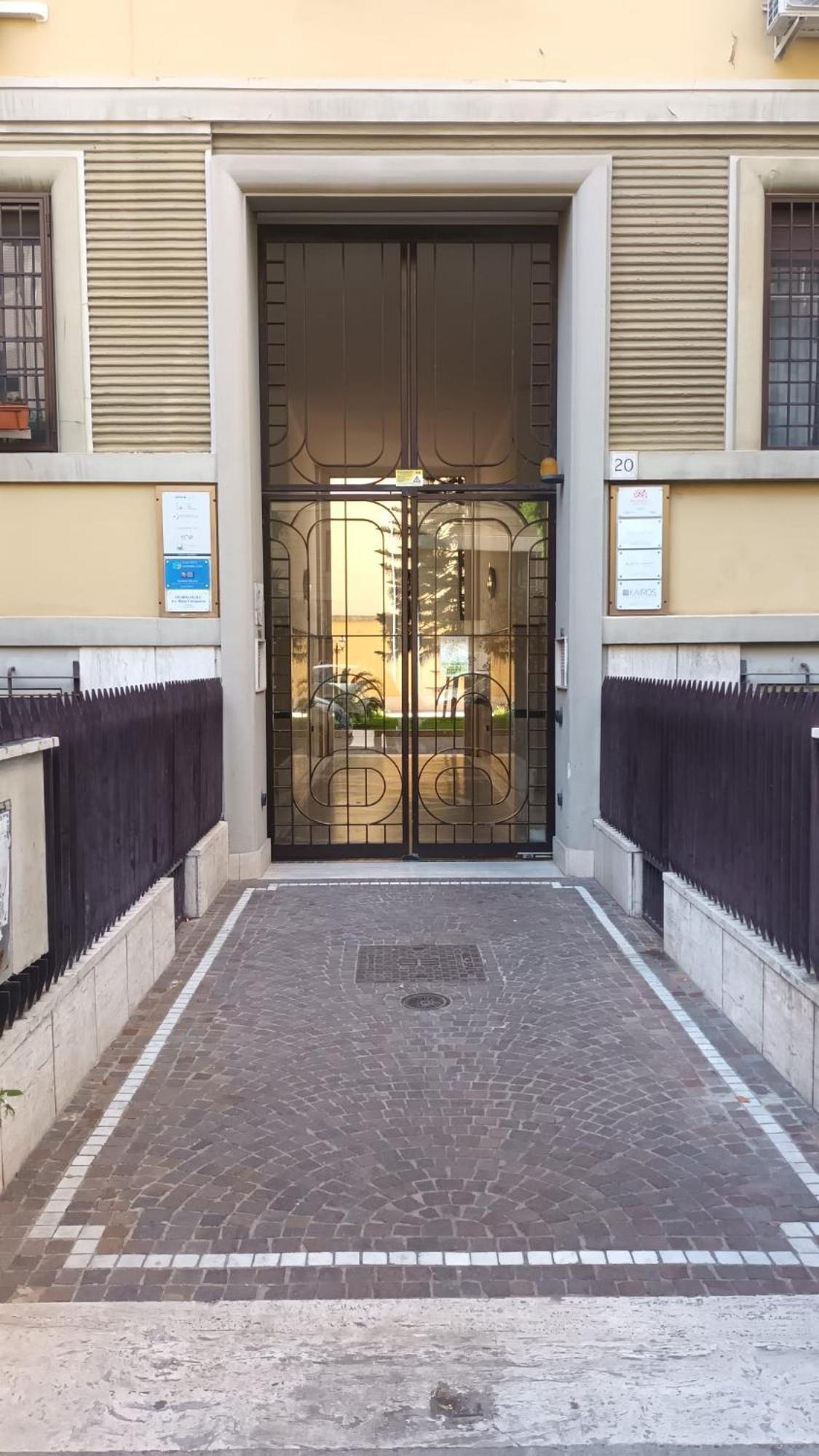 Olimpo Apartments St John In Lateran Rome Bagian luar foto