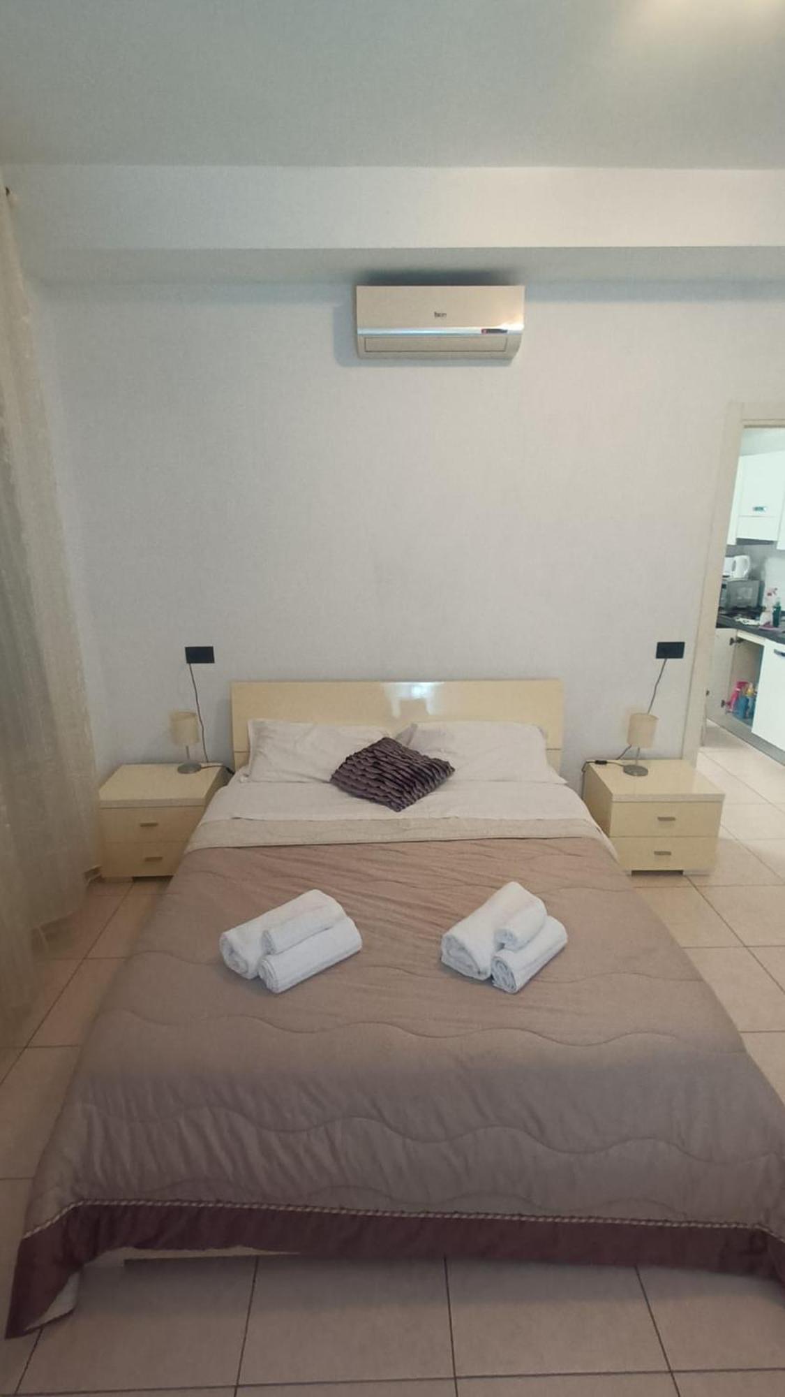 Olimpo Apartments St John In Lateran Rome Bagian luar foto
