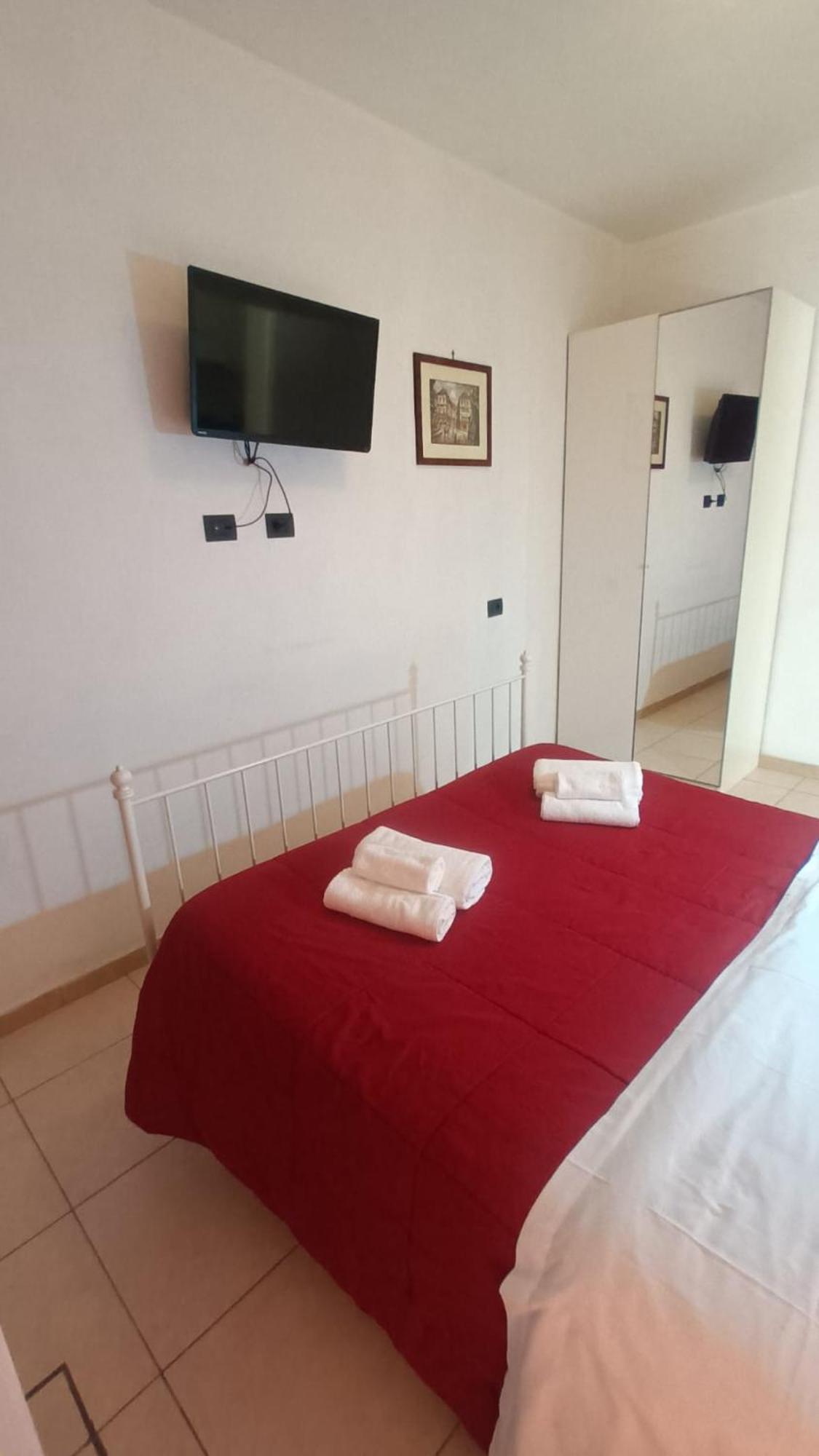 Olimpo Apartments St John In Lateran Rome Bagian luar foto