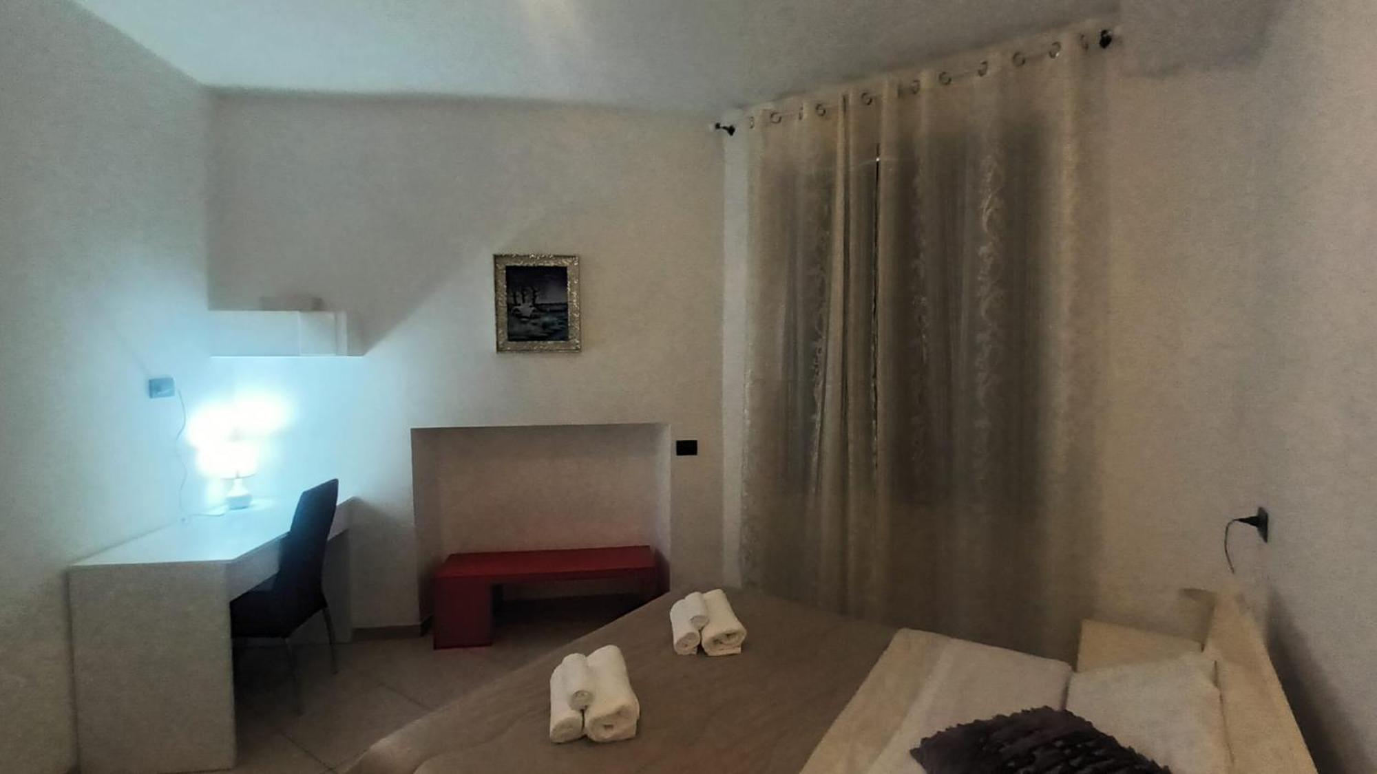 Olimpo Apartments St John In Lateran Rome Bagian luar foto