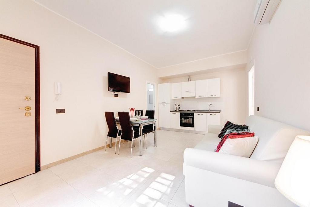 Olimpo Apartments St John In Lateran Rome Bagian luar foto
