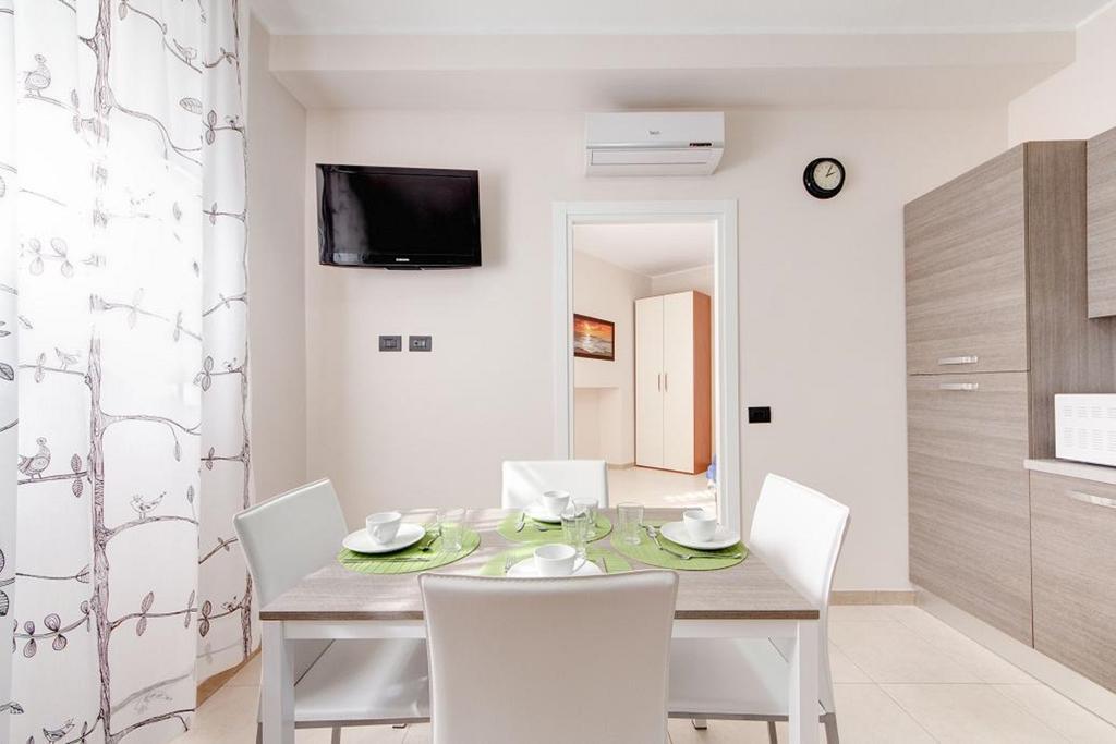 Olimpo Apartments St John In Lateran Rome Bagian luar foto